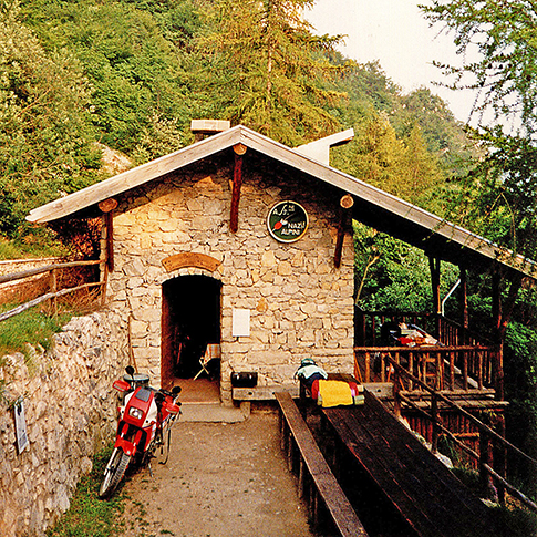 1991 Südtirol Baita.jpg