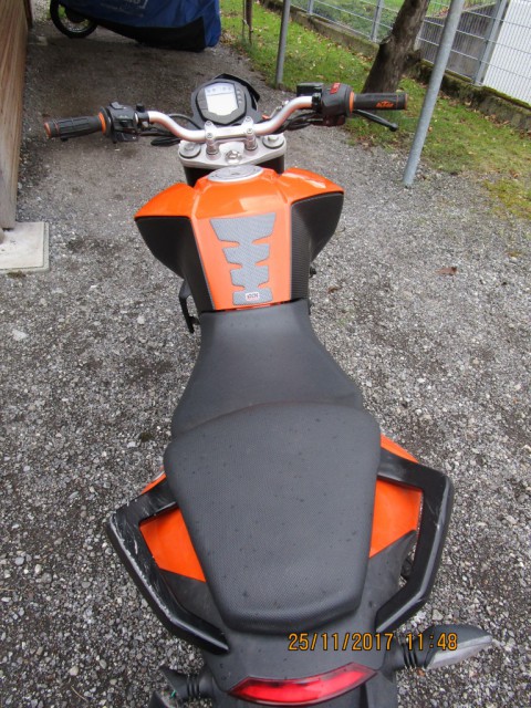 KTM Details 006.JPG