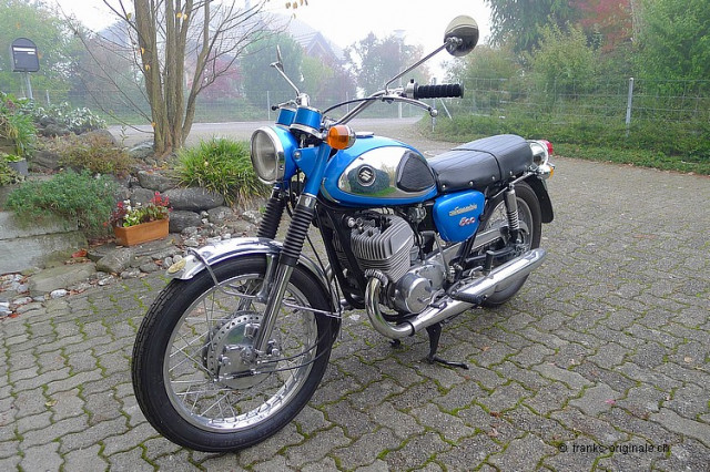 01 SUZUKI T500 Cobra 1968_xl.jpg