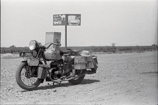 Tichy-unterwegs.jpg (211.48 KiB) 7609-mal betrachtet Tichy-unterwegs.jpg