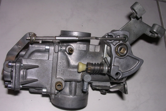Vergaser3-23c.JPG