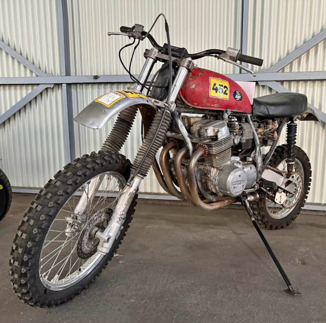 CB  750 Desert Raccer.jpeg