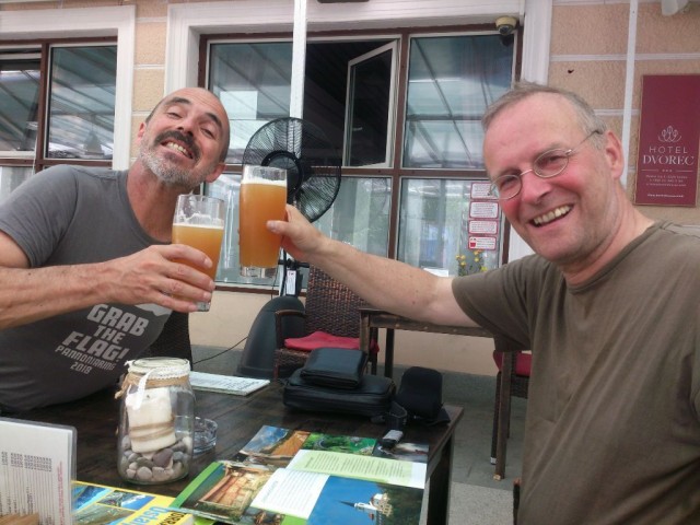 29971533395941463719321908.jpg (131.34 KiB) 5984-mal betrachtet 29971533395941463719321908.jpg